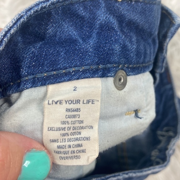 American Eagle 100% Cotton Bermuda Distressed Jean Shorts - Picture 9 of 9